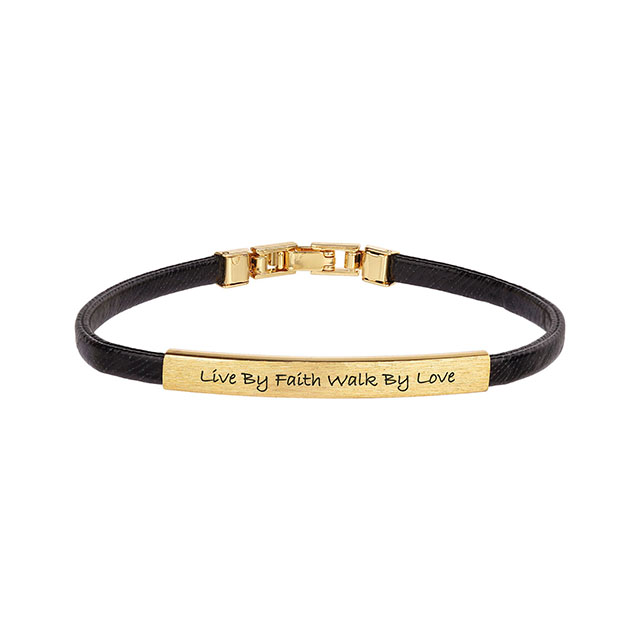 Personalisierte Lederarmbänder für Damen. Stabarmbänder mit individueller Namensgravur