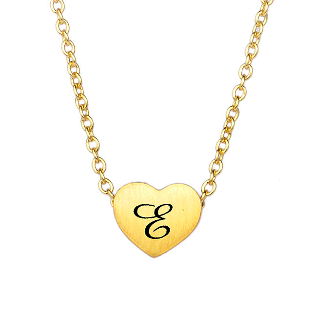Lauren-Spencer Winzige Initial-Herz-Halskette für Damen, 18 Karat vergoldete AZ-Alphabet-Buchstaben-Halskette, zierliche Herz-Halskette mit Anhänger 