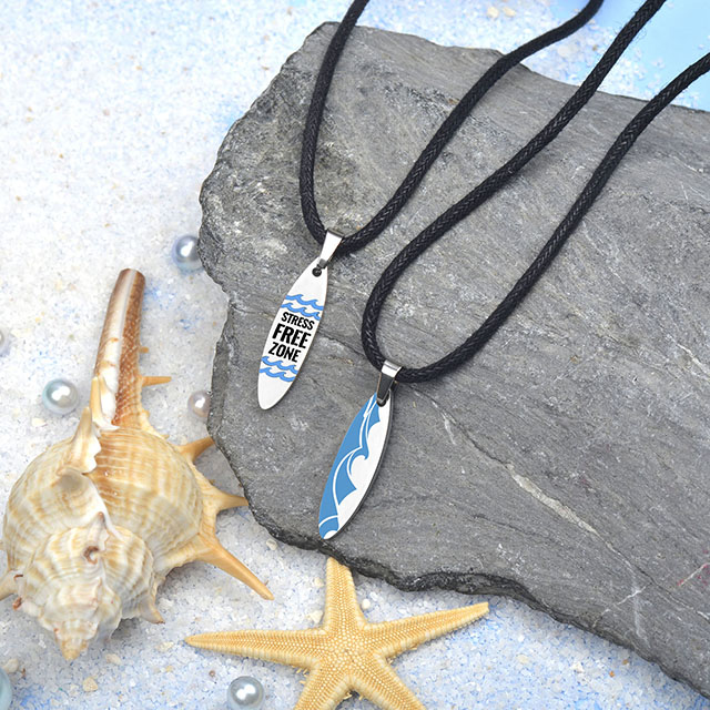 Surfbrett-Halskette für Damen und Herren, Ozeanwellen-Strand-Halsketten, Edelstahl, Surfbrett-Anhänger-Halskette, Sommer-Halskette, hawaiianischer Surfer-Schmuck, Geschenk