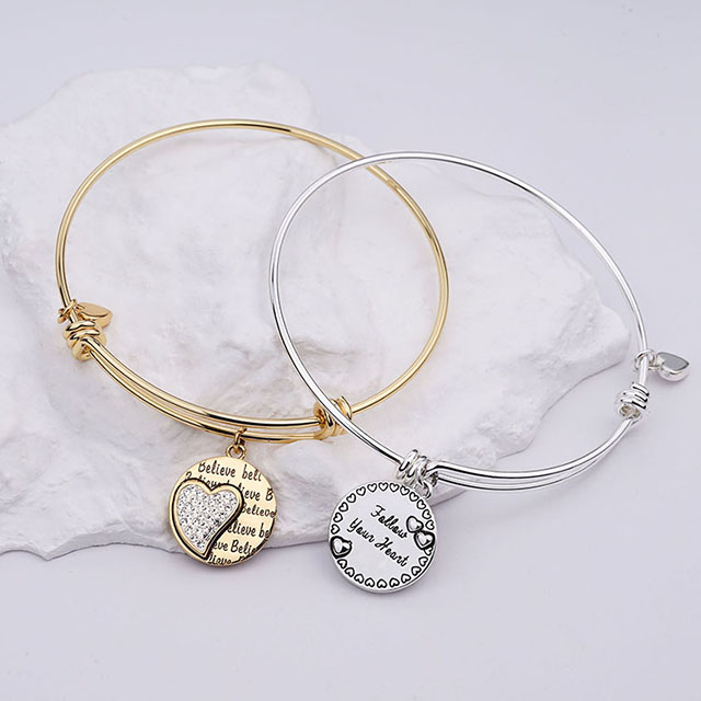 Mama-Armbänder für Frauen, vergoldete, versilberte Armreifen mit Herzanhängern, Schmuck, Geschenke für Mama von Tochter, Sohn, Kindern, Muttertag, Mama-Geburtstagsgeschenke