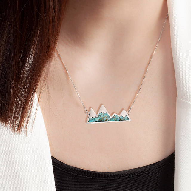 Edelstein-Berg-Halskette für Damen, Türkis-Sodalith-Trommelstein-Anhänger-Halskette, zierliche verschneite Berg-Halskette für Damen, Mädchen, Herren, Naturschmuck, Geschenk