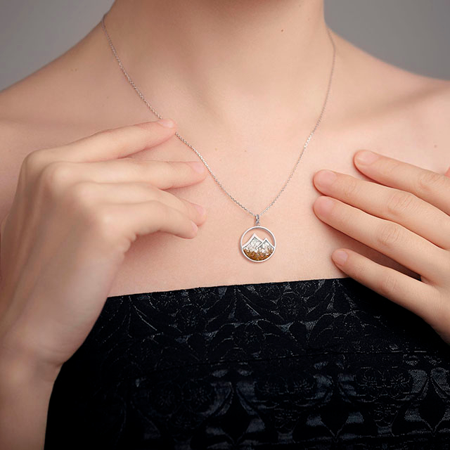  für Frauen Türkis Sodalith getrommelte Chips Anhänger Halskette zierliche Kreis Bergkette Halsketten 