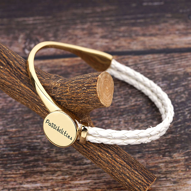 Maßgeschneiderter Messingschmuck, personalisiertes Seil, inspirierendes gebürstetes Mantra-Armband