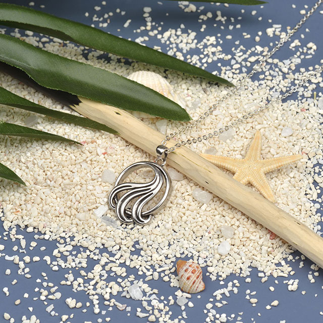 Wellen-Halskette, versilbert, Meereswellen-Halskette, Kreis-Anhänger, zierliche Strand-Halsketten für Frauen, Teenager, Mädchen, Surfer-Schmuck, Geschenke, Boho-Sommer-Halskette