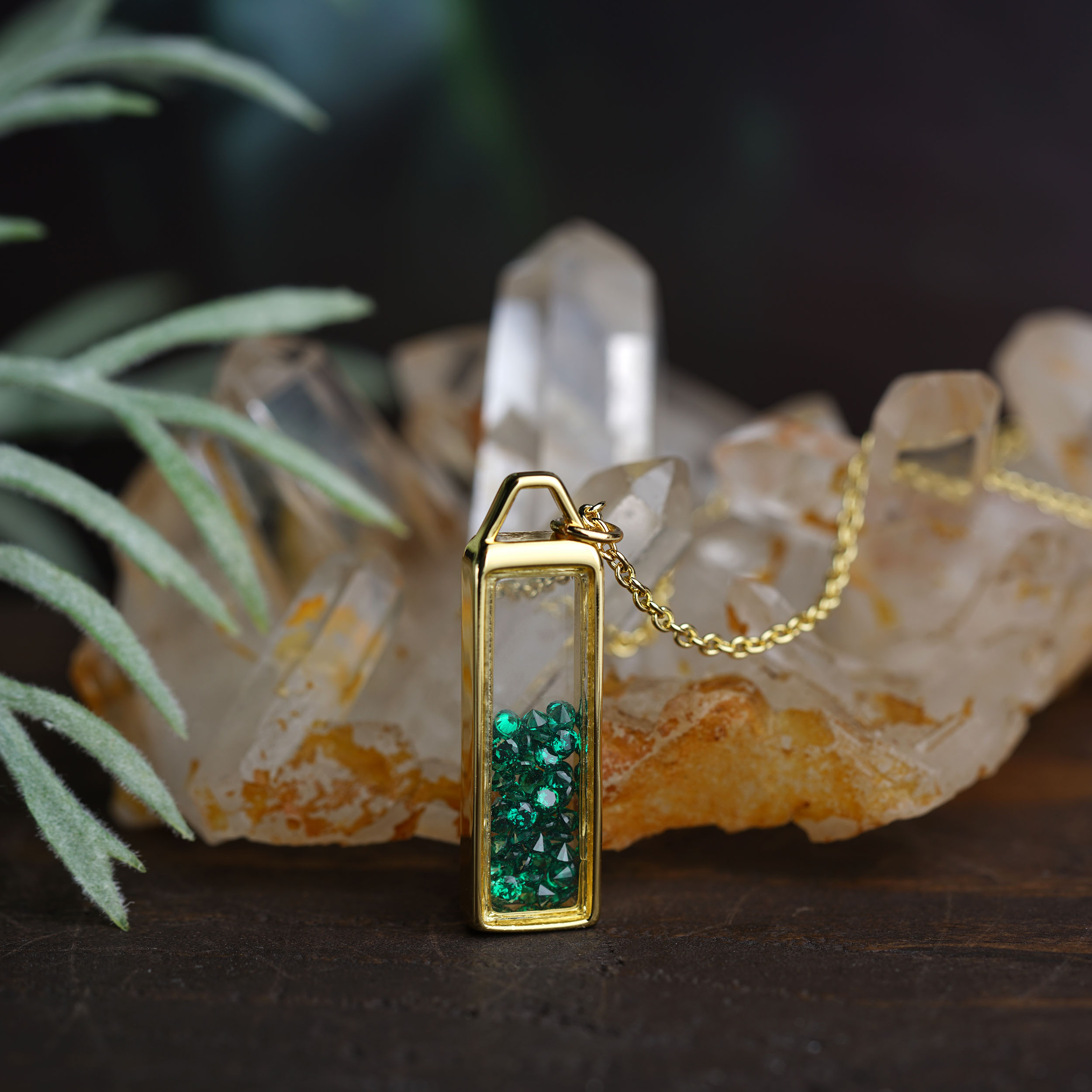 Vitality Stones Halskette mit rechteckigem Anhänger und kubischem Zirkon