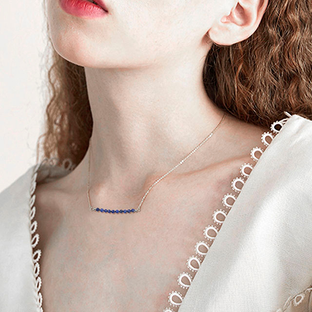 Geburtsstein-Barren-Halsketten für Frauen, versilbert, zierlicher Amethyst-Aquamarin-Smaragd-Saphir-Kristall, Edelstein-Perlen-Bar-Halsketten-Anhänger 