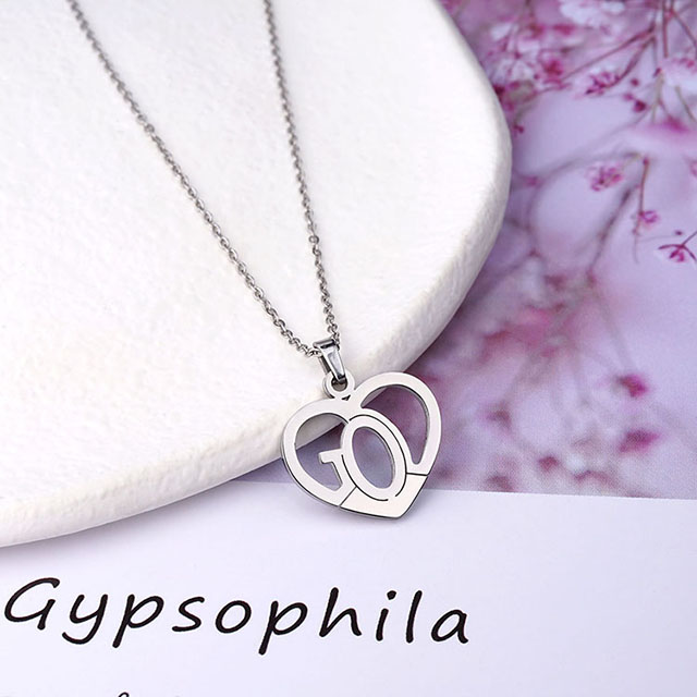 Zierliche Herz-Halskette für Frauen, Silber vergoldet, Gott ist Liebe, Herz-Anhänger-Halskette, Gebet, religiöser Schmuck, christliche Halskette für Frauen, Mädchen, Geburtstag, Valentinstag, Geschenke