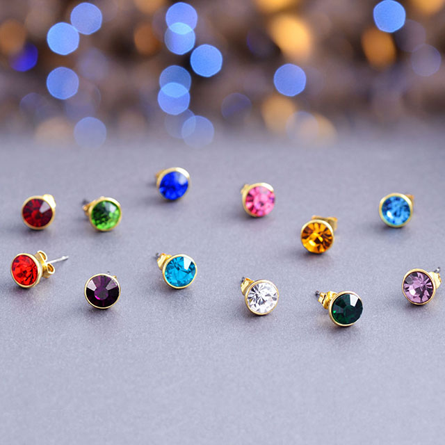 Geburtsstein-Ohrringe für Frauen und Mädchen, hypoallergen, vergoldet, Zirkonia, Edelstein-Ohrstecker, Granat-Amethyst-Ohrringe