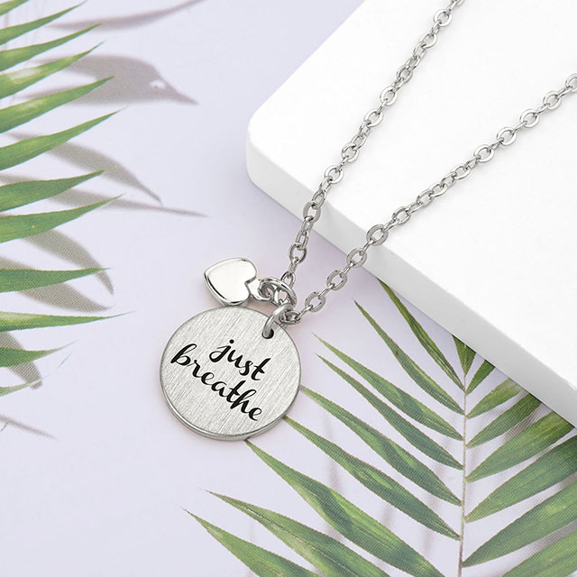 Personalisierte Halsketten mit Zitaten, gravierte Halskette mit Herz-Anhänger, Ermutigung, Schmuck, Geschenk 