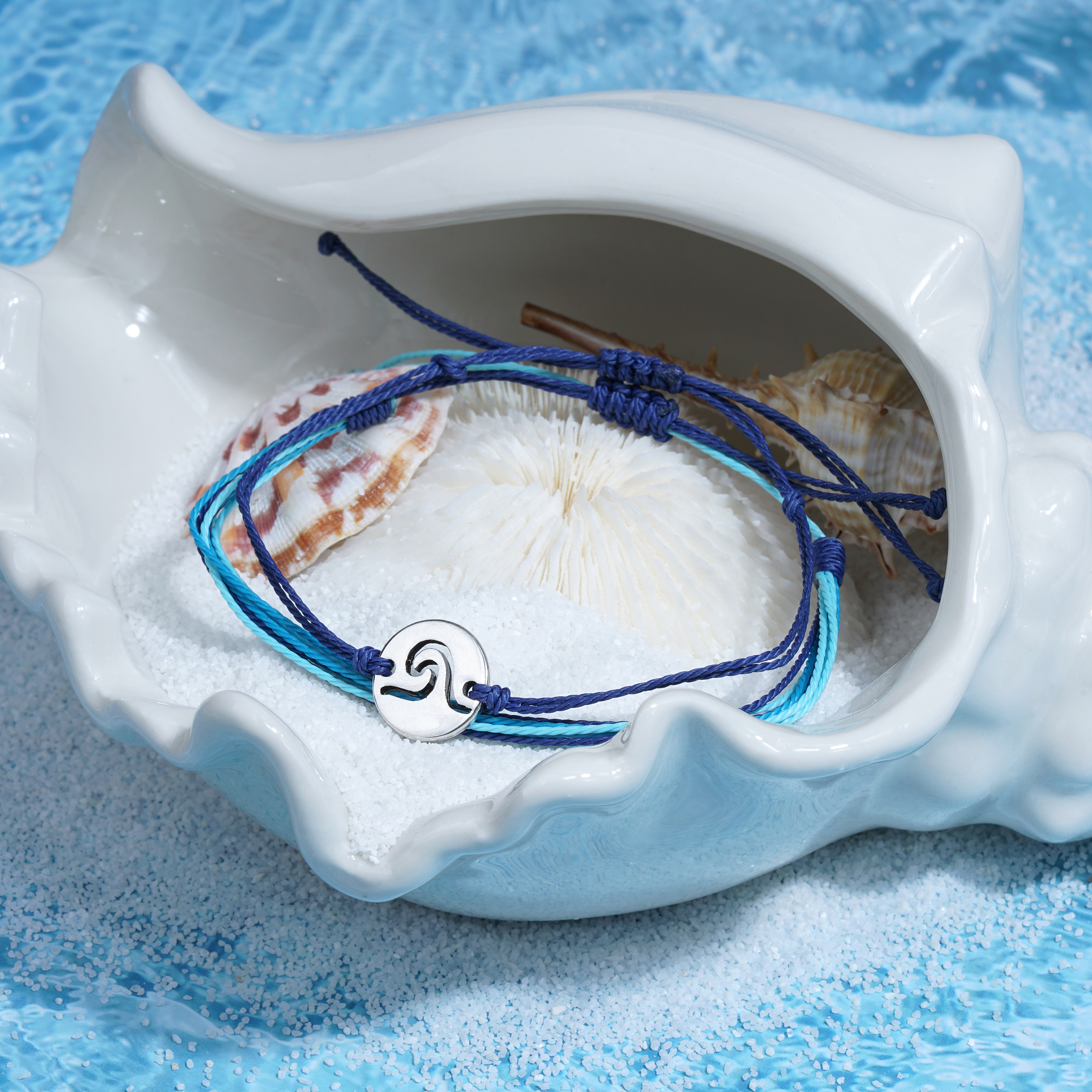 Doppellagige, verstellbare Sommerarmbänder mit Meereswellen-Charm 