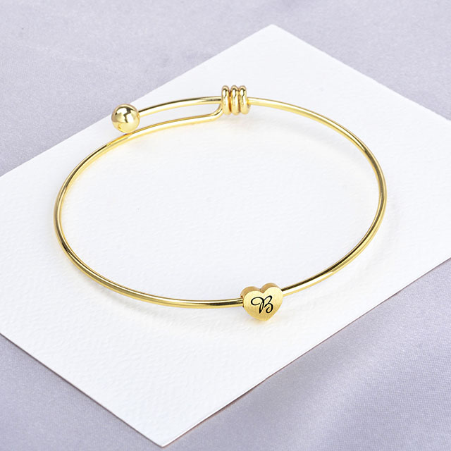  Armreifen für Damen und Mädchen, 18 Karat vergoldet, zierliche Armbänder mit 26 Buchstaben, Herz-Anfangsarmband, erweiterbare Armreifen, personalisiertes Schmuckgeschenk 