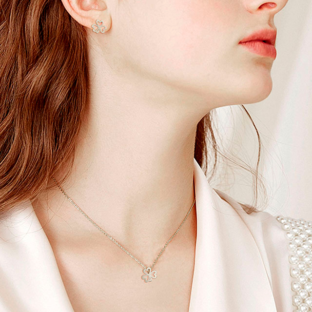 Vierblättriges Kleeblatt-Ohrring, Glückskleeblatt-Anhänger, Charm-Ohrring, Glaube, Hoffnung, Liebe, Glücksohrring für Frauen und Mädchen, personalisiertes Schmuckgeschenk 