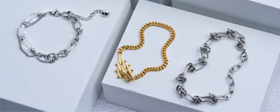 custom bracelet manufacturer.jpg