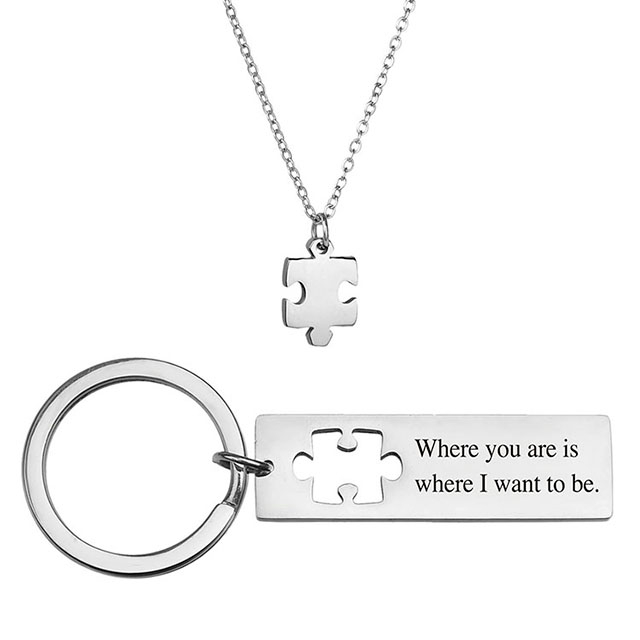 Individuell gravierter Edelstahl-Schmuck, passende Schlüsselanhänger-Halskette mit Puzzle-Karte