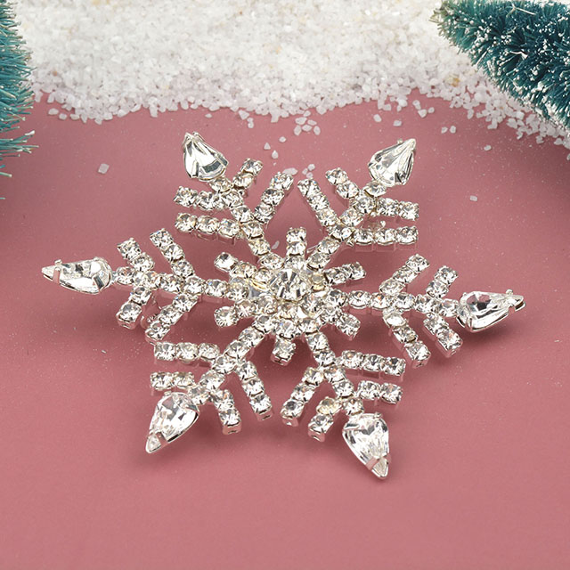 Weihnachts-Schneeflocken-Brosche für Damen und Mädchen, Strass-Kristall-Schneeflocken-Brosche, Glitzer, modische Weihnachtsbroschen und Anstecknadeln, Weihnachtsschmuck, Winterurlaubsgeschenke