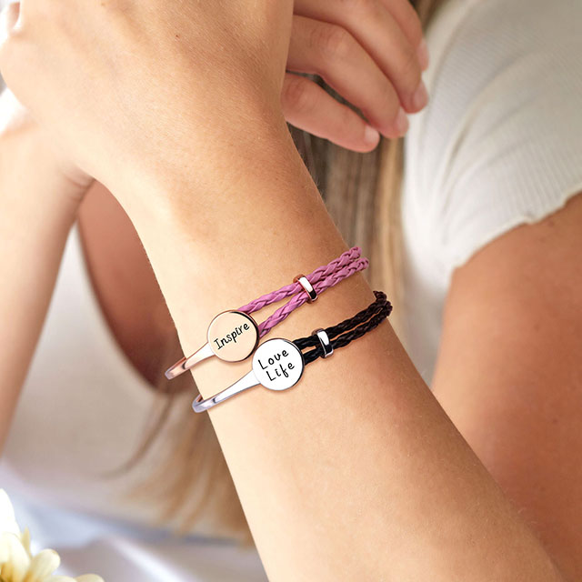 Maßgeschneiderter Messingschmuck, personalisiertes Seil, inspirierendes gebürstetes Mantra-Armband