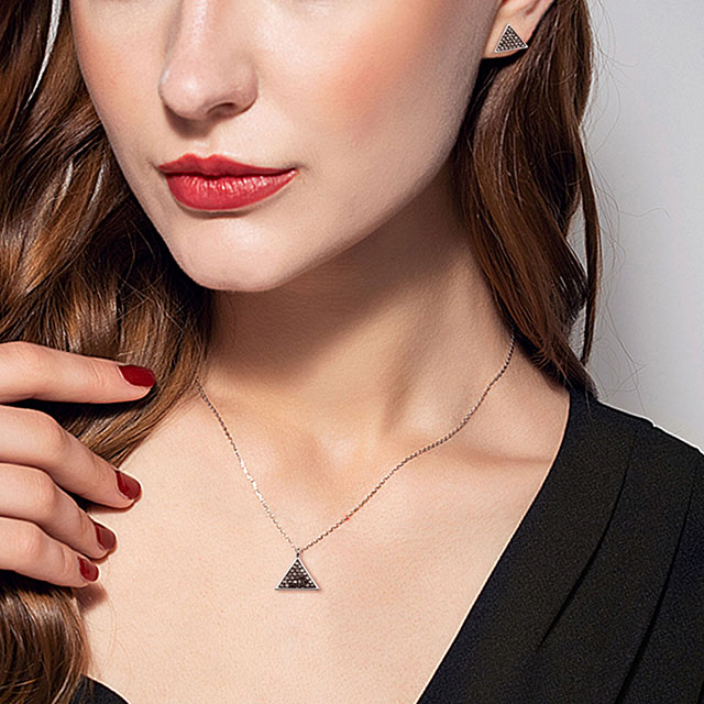 Mond- und Stern-Ohrring für Damen, versilbert, zierlicher schwarzer Kristall-Mond-Ohrring, Halbmond-Stern, geometrischer Anhänger, Schmuck, Geschenk