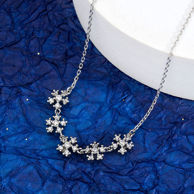 Zinklegierungsschmuck vs. Edelstahlschmuck, welcher ist besser?