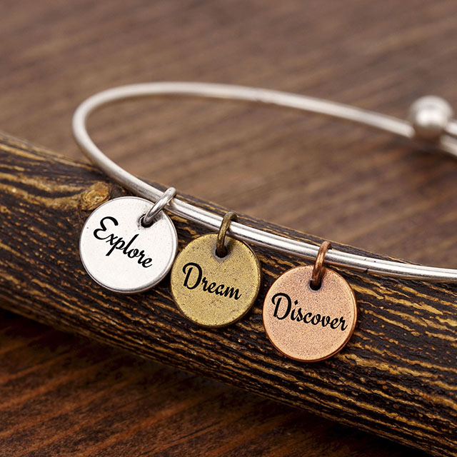 Inspirierendes, individuelles Charm-Armband für Frauen, gravierter, erweiterbarer echter Antik-Silber-Armreif mit Scheiben-Charm-Armbändern, motivierende, personalisierte Geschenke für Sie 